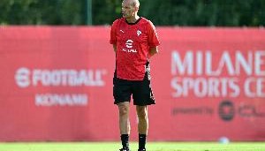 开云在线开户平台-阿莱格里：意杯是米兰新赛季的三大目标之一 防守决定了联赛排名