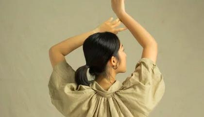 开云在哪里开户-【直播】钟意求老林指导，老林：我帮Fly、小胖，肯定也会帮钟意